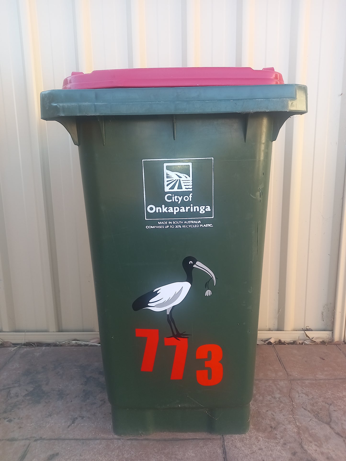 Bin Chicken Large